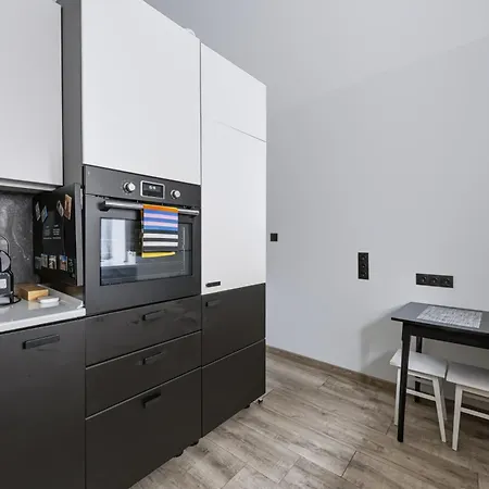 Appartement Center - Old Town Nearby & Work Desk - By Rentujemy