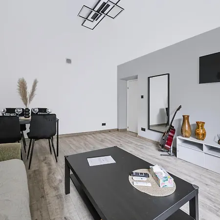 Appartement Center - Old Town Nearby & Work Desk - By Rentujemy *