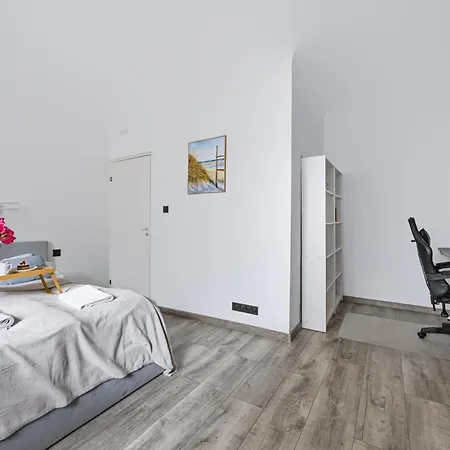 Appartement Center - Old Town Nearby & Work Desk - By Rentujemy
